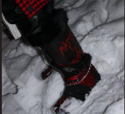 EULER detail — heel in the snow, hand-written red mark